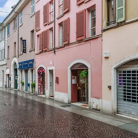 Host4U - Beautiful New Room 56 In Brescia City Center Piazzale Arnaldo Appartamento